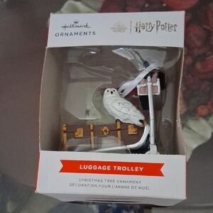 Hallmark Harry Potter Owl on Luggage Trolley Ornament - White and Brown